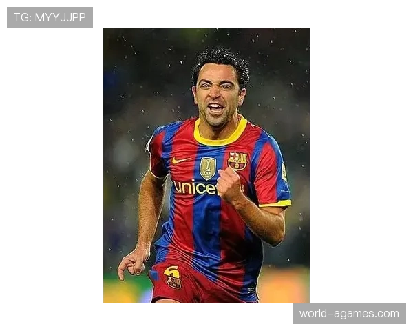 哈维与哲科在中场调度上出现分化，哈维更偏向体系分配