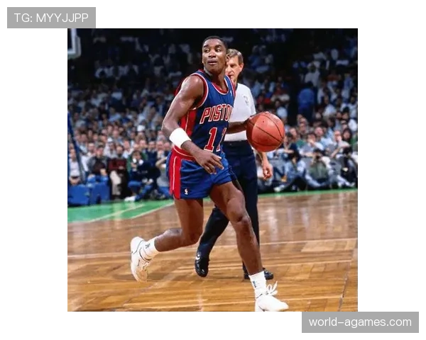 乔·杜马斯挡拆制造错位提升球队攻防效率明显