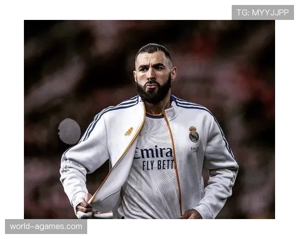 本泽马数据为何不亮眼：终结效率与战术角色的双重制约