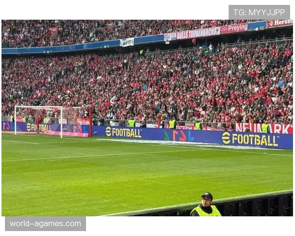 拜仁更衣室矛盾传闻增多，球队稳定性面临考验